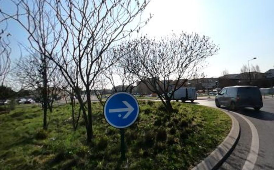 Vue du Rond-point anonyme n°42861865