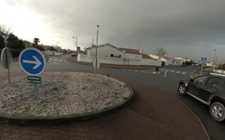 Vue du Rond-point anonyme n°433226009