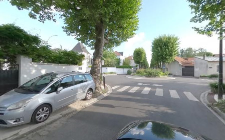 Vue du Rond-point anonyme n°435426243