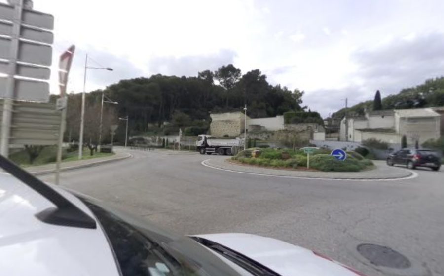 Vue du Rond-point anonyme n°438904611