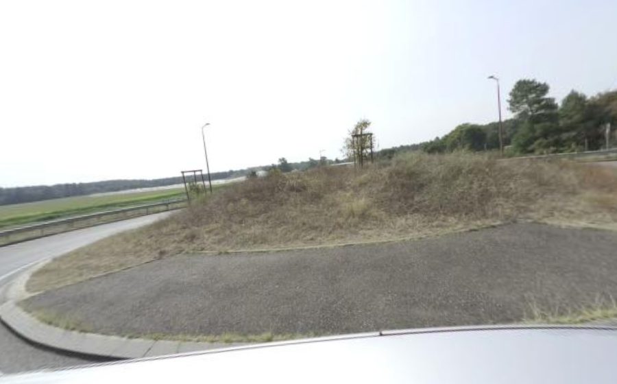 Vue du Rond-point anonyme n°439854032