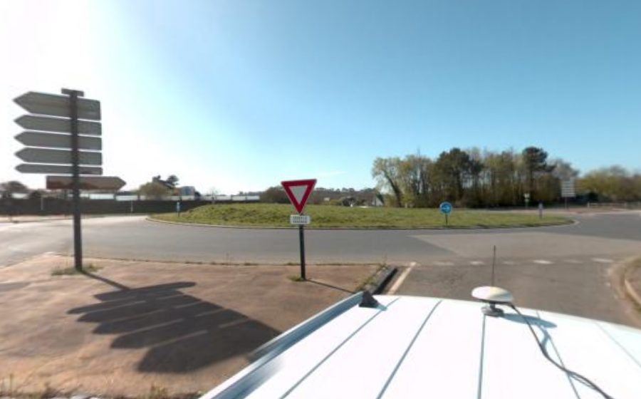 Vue du Rond-point anonyme n°439937502