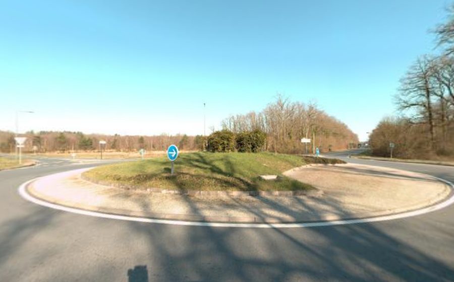 Vue du Rond-point anonyme n°441082196