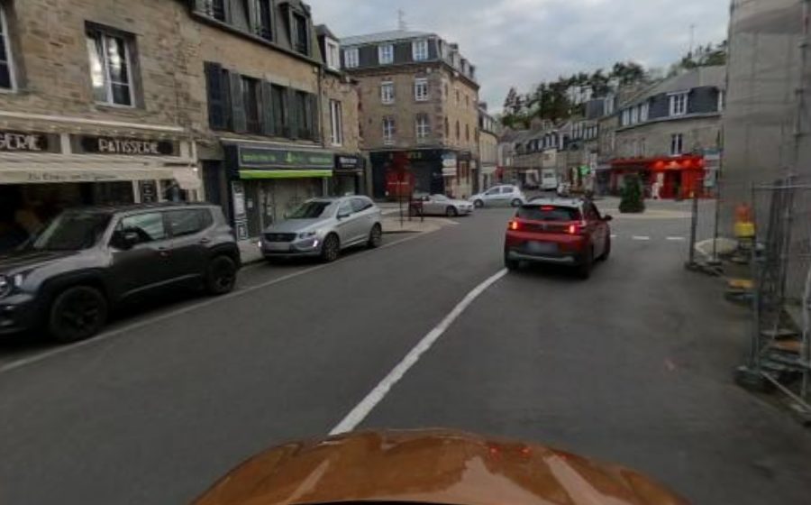 Vue du Rond-point anonyme n°441237311