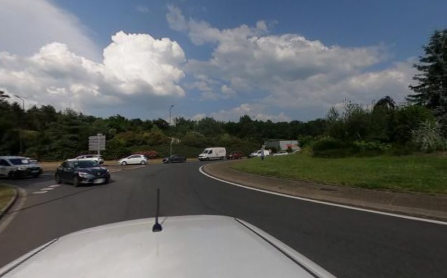 Vue du Rond-point anonyme n°44137458