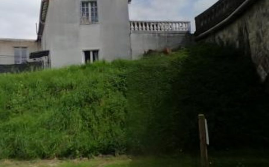 Vue du Rond-point anonyme n°44362425