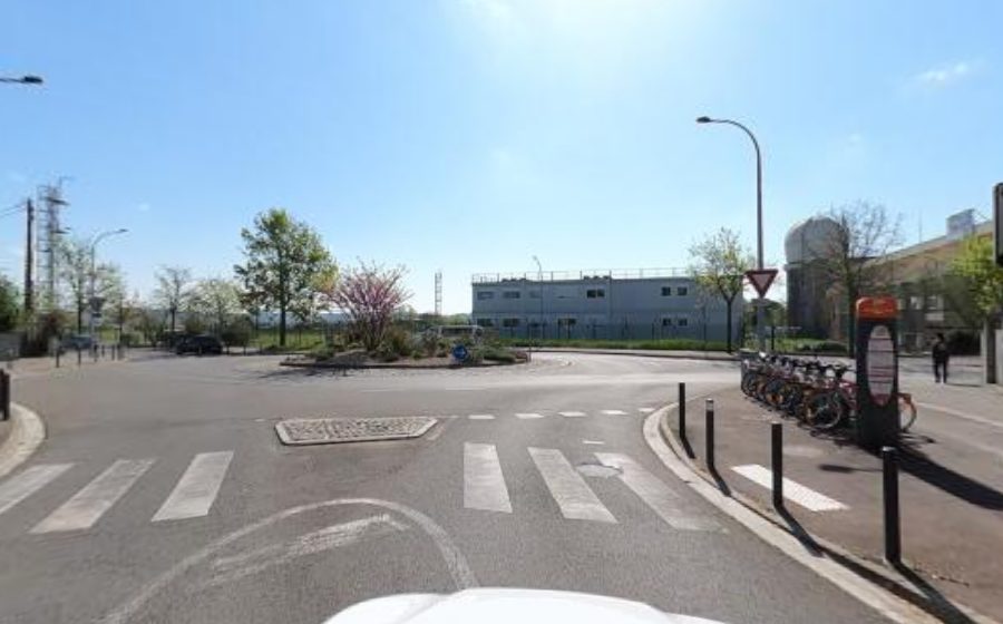 Vue du Rond-Point Raymond Ruelle