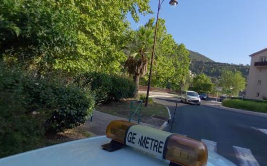 Vue du Rond-point anonyme n°44721577
