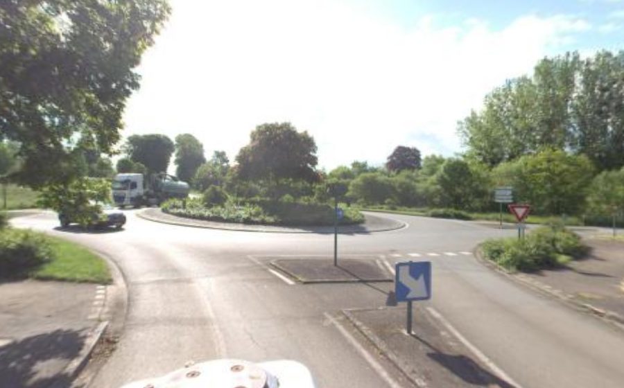 Vue du Rond-point anonyme n°45244532