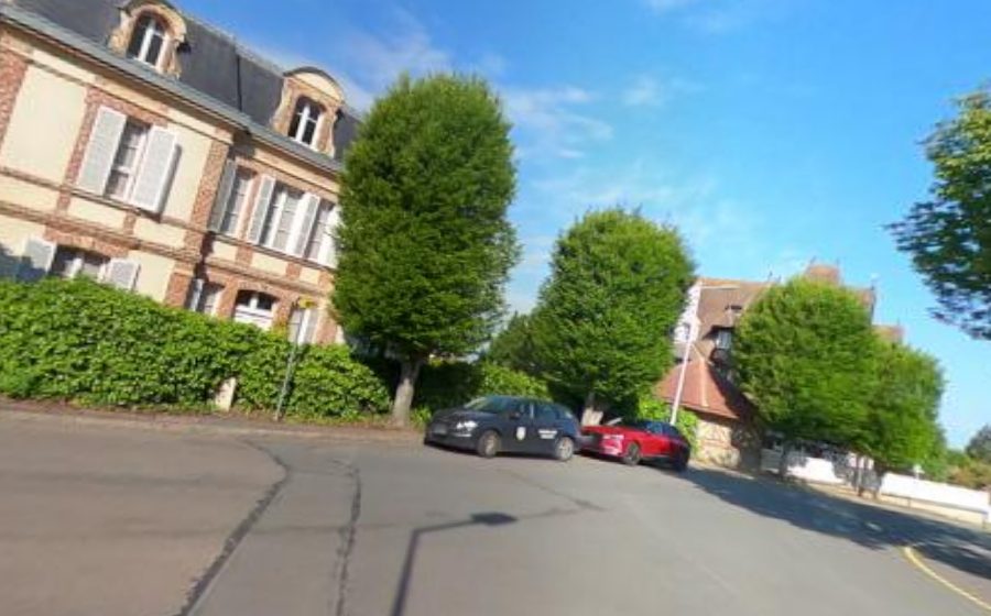 Vue du Place du Docteur Rouget
