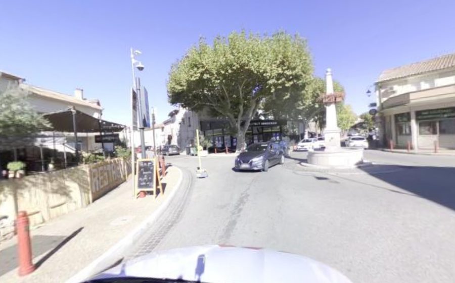 Vue du Rond-point anonyme n°461638379