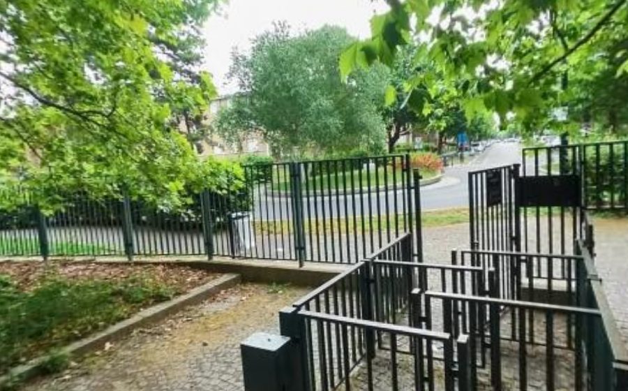 Vue du Rond-point anonyme n°463671250