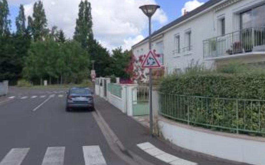 Vue du Rond-point anonyme n°46832561