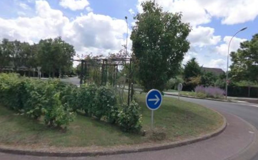 Vue du Rond-point anonyme n°46832566