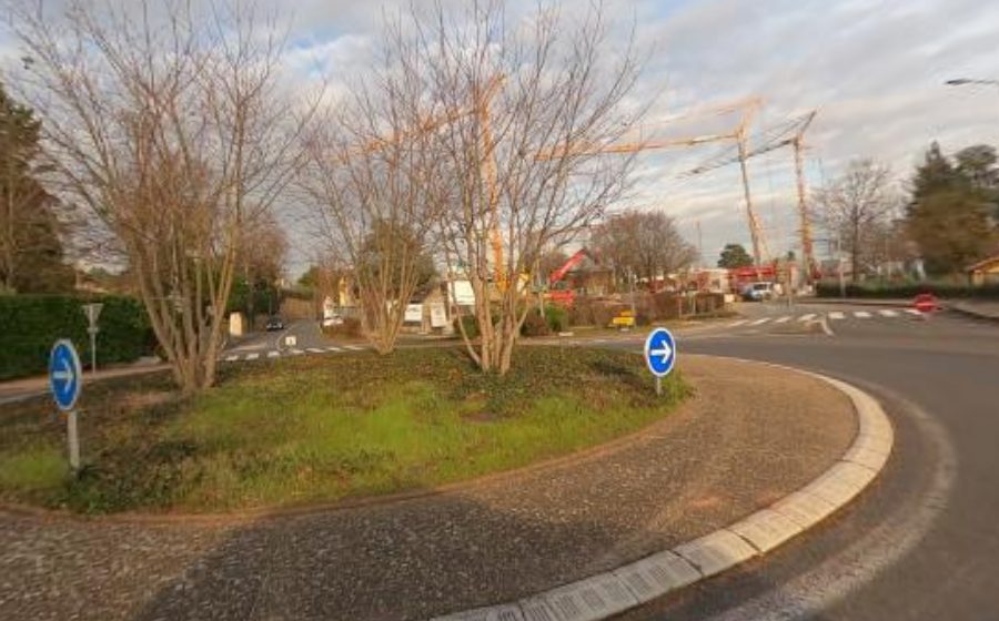 Vue du Rond-point anonyme n°472039857
