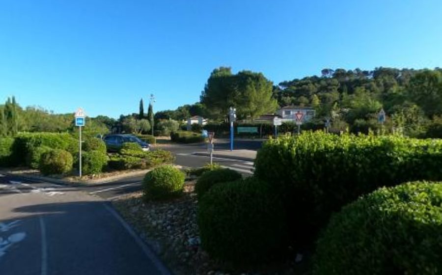 Vue du Rond-point anonyme n°47215669