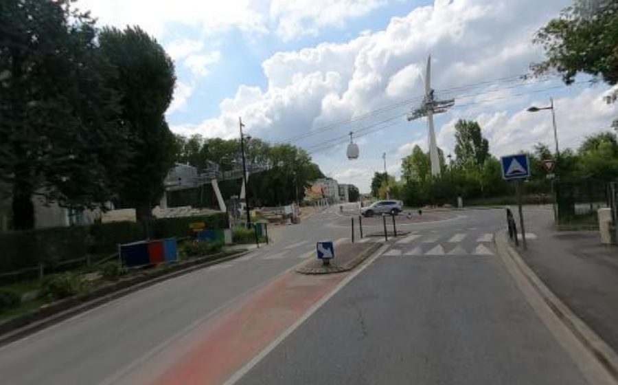 Vue du Rond-point anonyme n°472698572