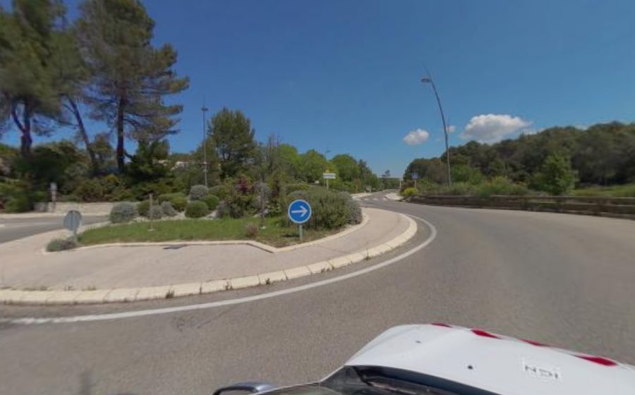 Vue du Rond-point anonyme n°477078819