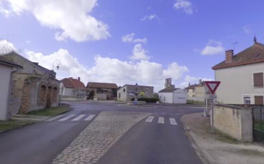 Vue du Rond-point anonyme n°477632012