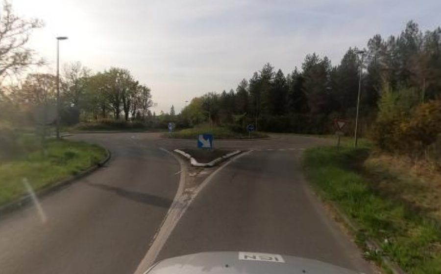 Vue du Rond-point anonyme n°478093126