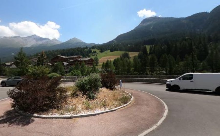 Vue du Rond-point anonyme n°48142791