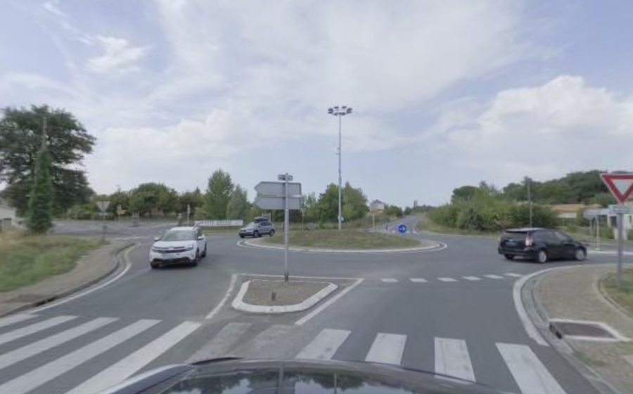 Vue du Rond-point anonyme n°482090240