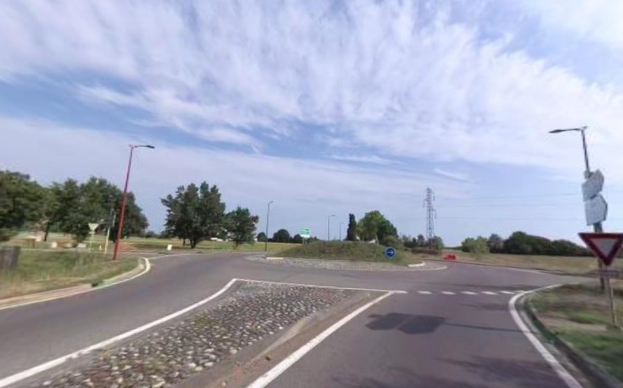 Vue du Rond-point anonyme n°482482351