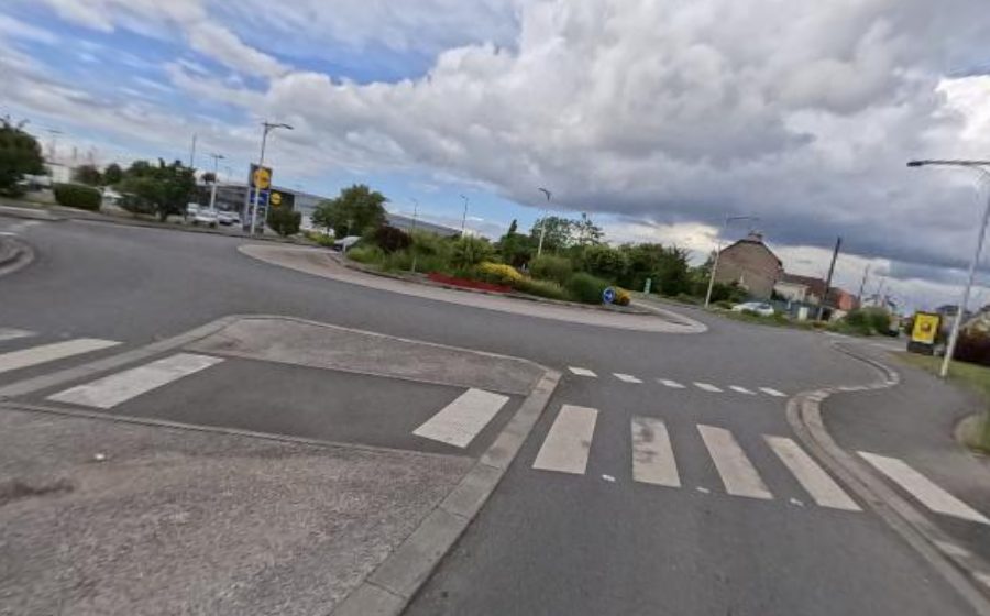 Vue du Rond-point anonyme n°482814735
