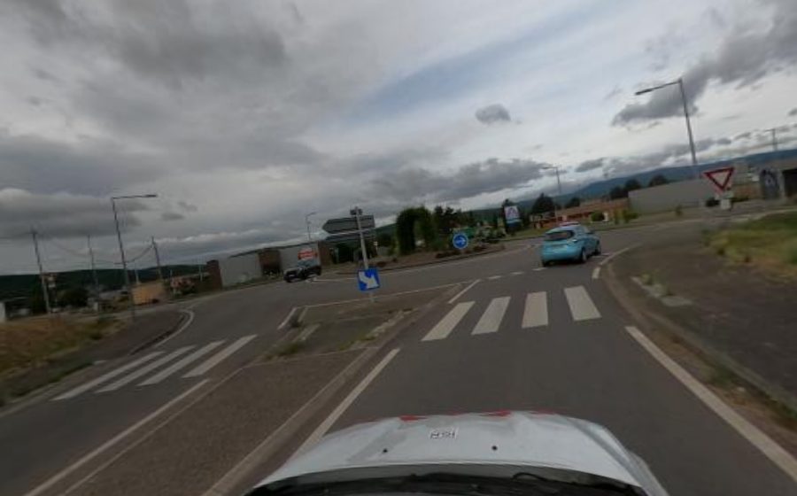 Vue du Rond-point anonyme n°487490722