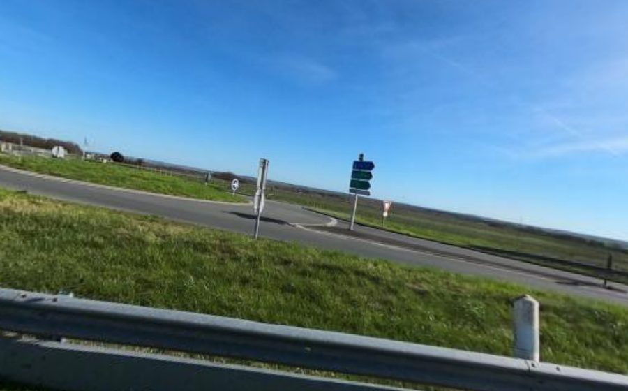Vue du Rond-point anonyme n°48811552