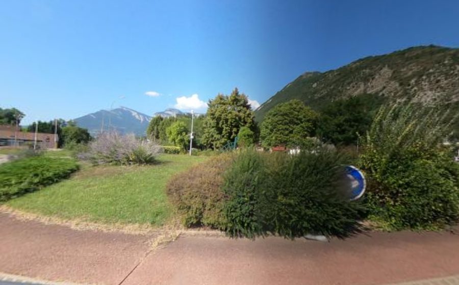 Vue du Rond-point anonyme n°488707737