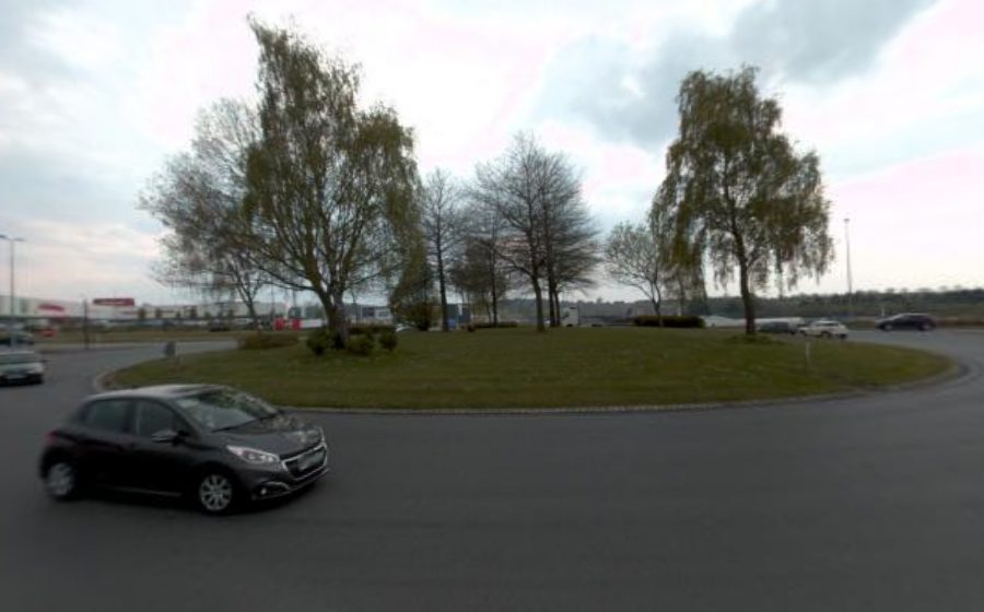 Vue du Rond-point anonyme n°49031861