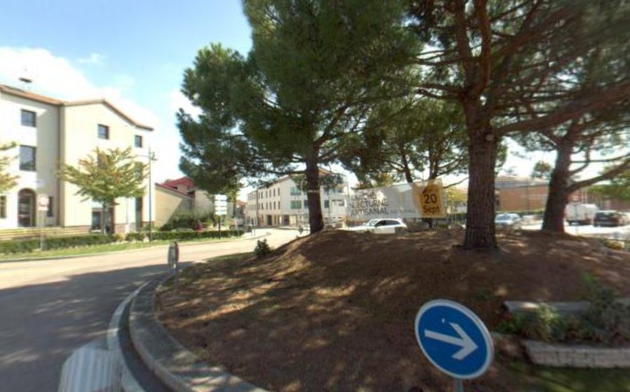 Vue du Rond-point anonyme n°4910981