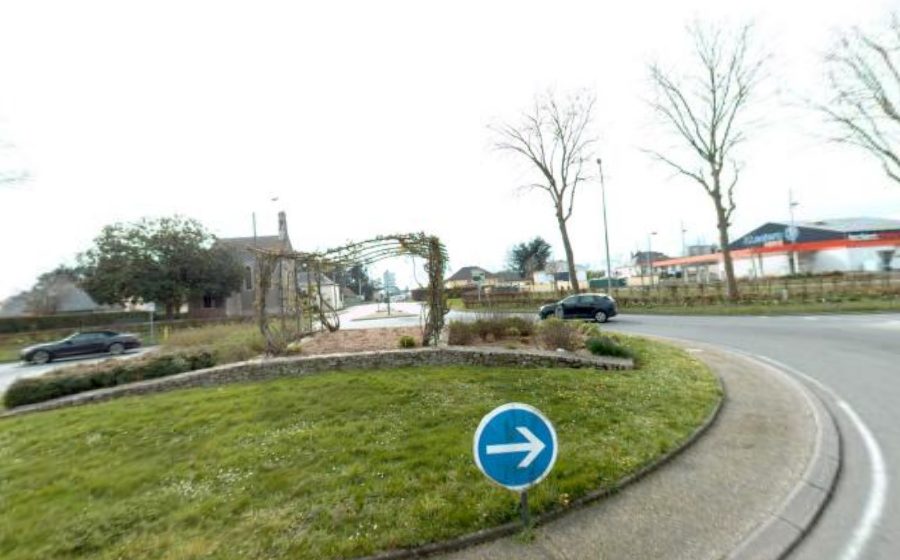 Vue du Rond-point anonyme n°49178695