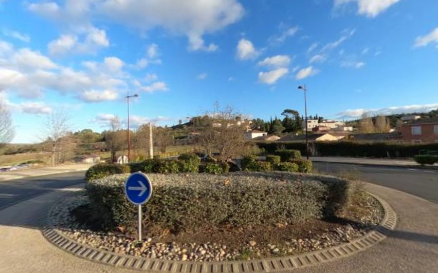 Vue du Rond-point anonyme n°496458583
