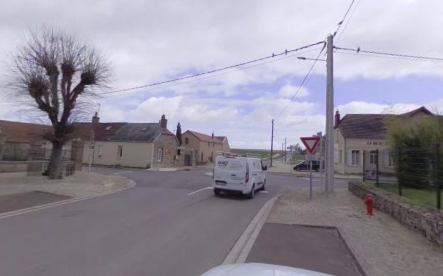 Vue du Rond-point anonyme n°498119595