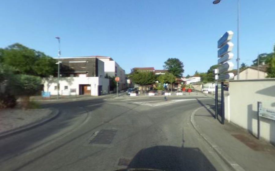 Vue du Rond-point anonyme n°49861424
