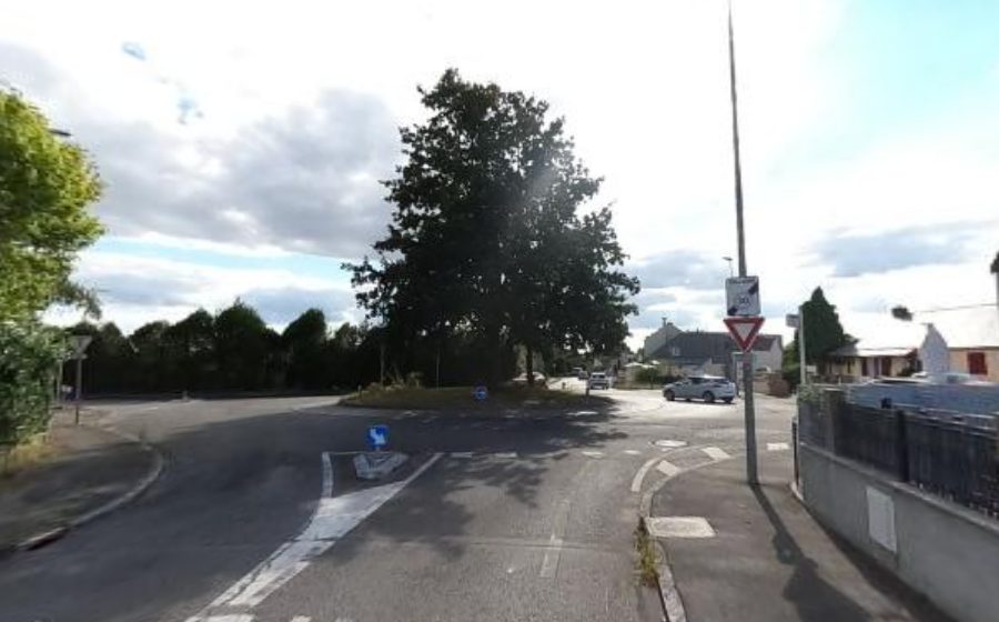 Vue du Rond-point anonyme n°49870510