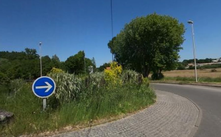 Vue du Rond-point anonyme n°500471741
