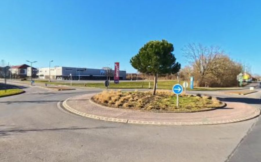Vue du Rond-point anonyme n°503423840