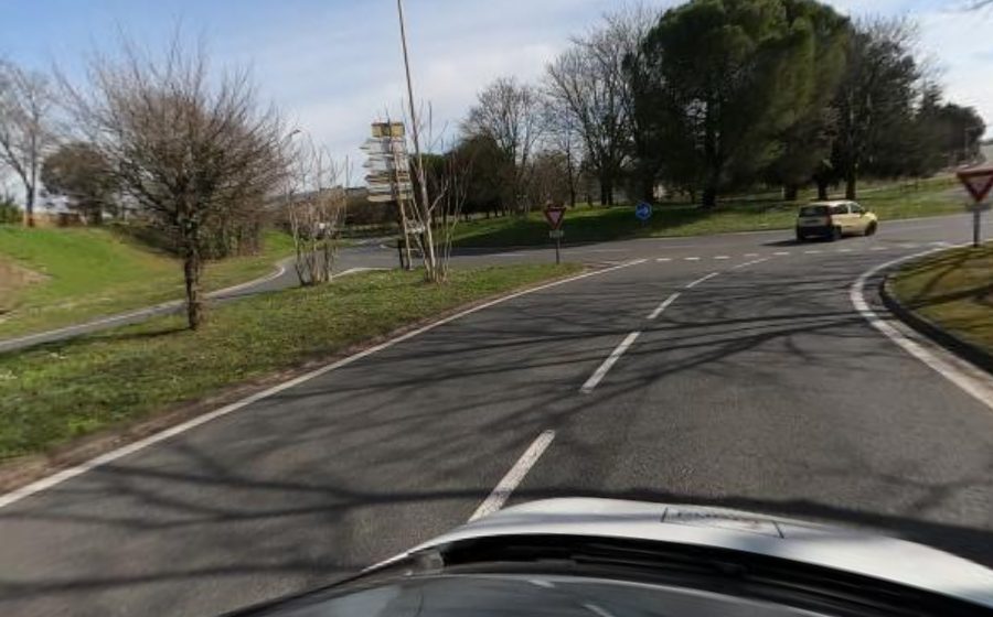 Vue du Rond-point anonyme n°503643759