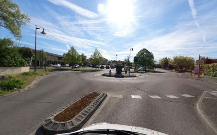 Vue du Rond-point anonyme n°504374309
