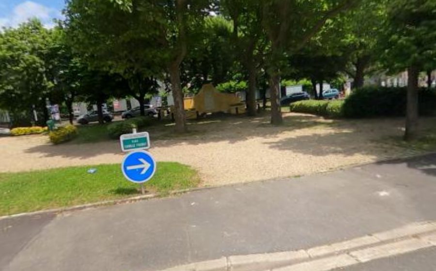 Vue du Place Camille Fouinat