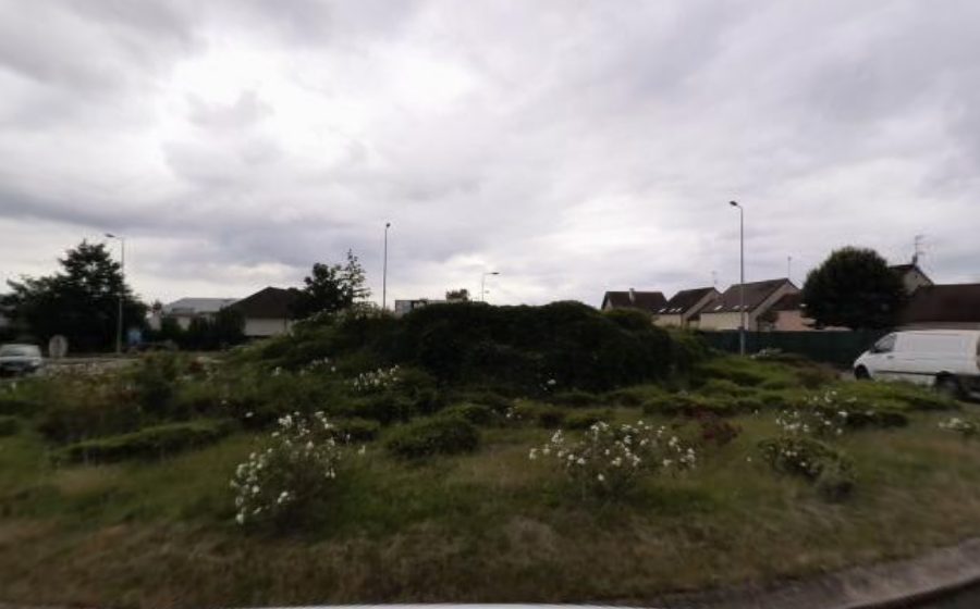 Vue du Rond-point anonyme n°52352511