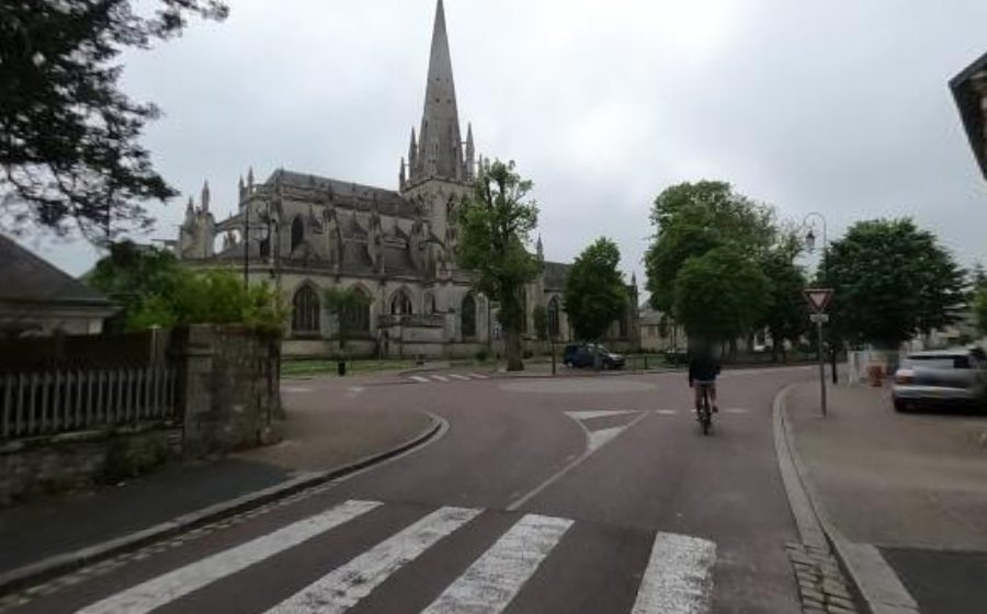 Vue du Rond-point anonyme n°525256448