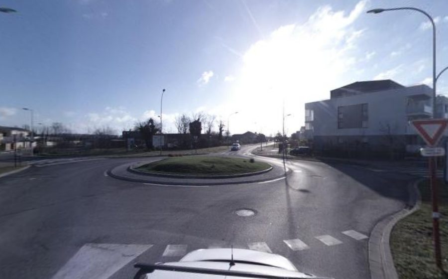 Vue du Rond-point anonyme n°528147343