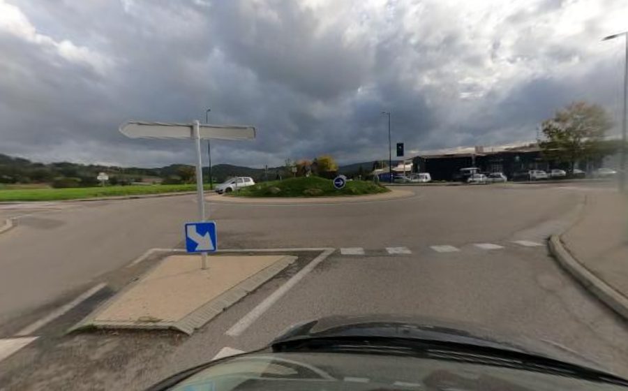 Vue du Rond-point anonyme n°530491750