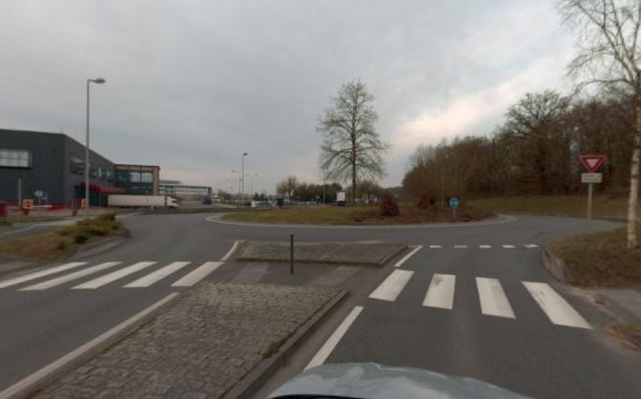 Vue du Rond-point anonyme n°53305993
