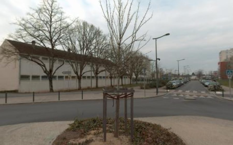 Vue du Rond-point anonyme n°53609425