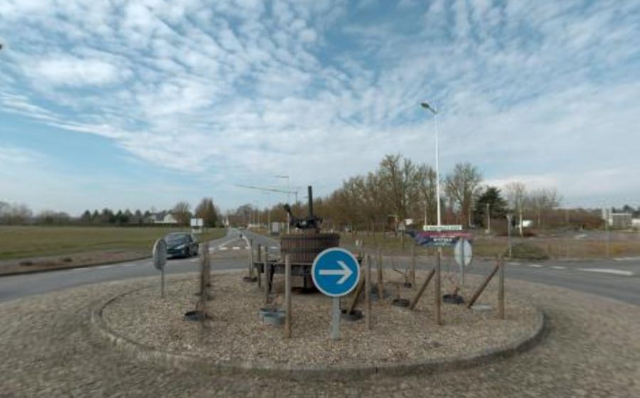 Vue du Rond-point anonyme n°53866160